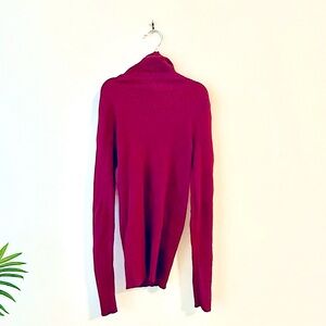 EXPRESS Ribbed Burgundy Turtleneck Sweater Size XS
